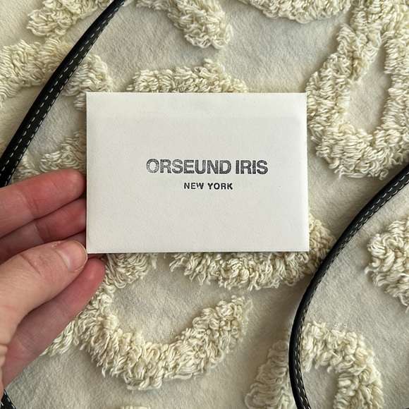 Orseund Iris Leather Circle Crossbody Bag - Picture 7 of 9